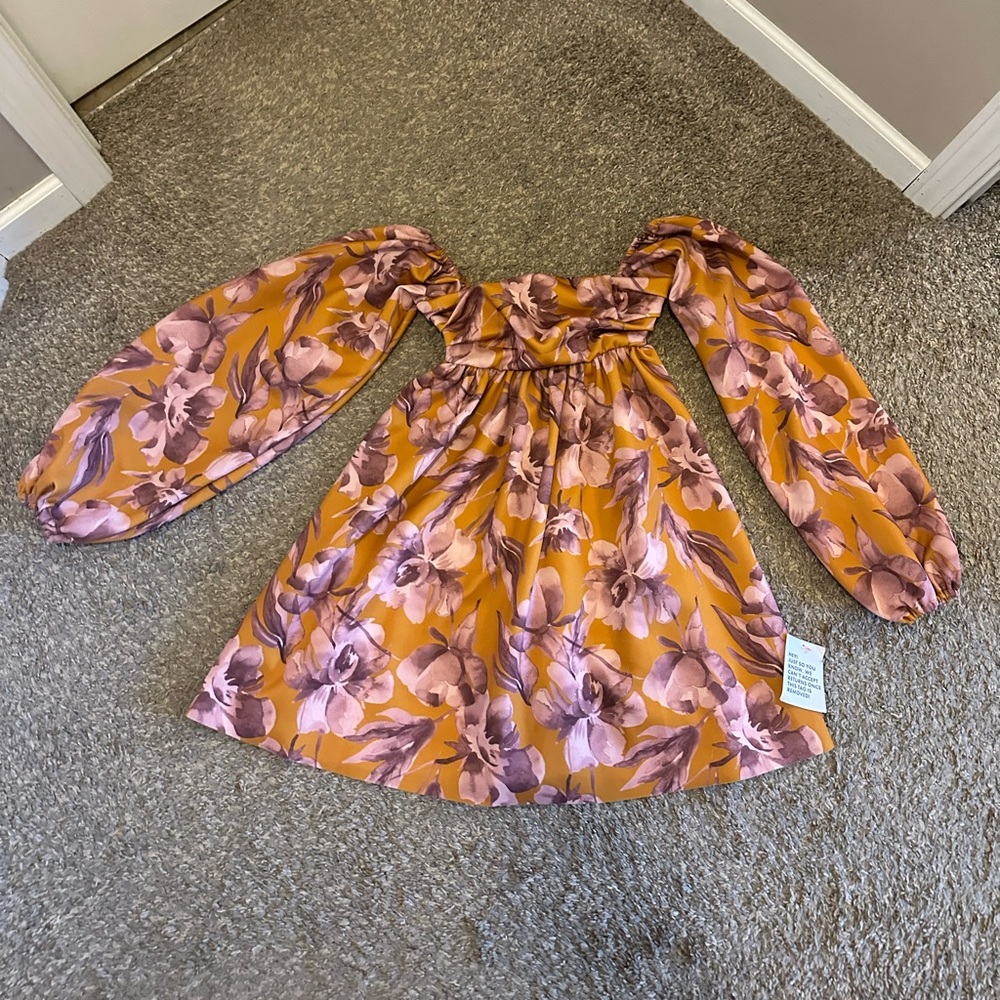 NWT ASOS DESIGN DRESS SIZE 4